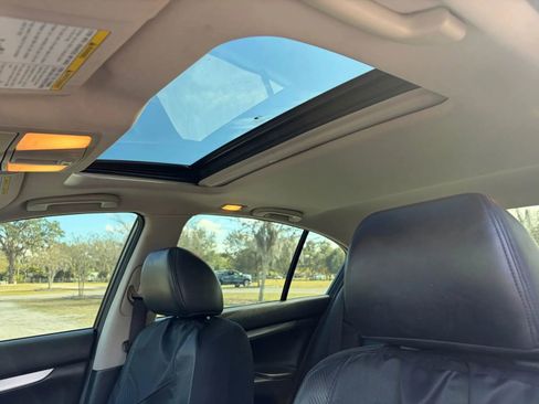 Used 2012 INFINITI G25 Journey image 13