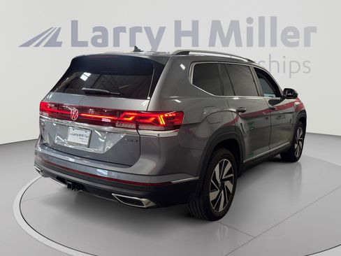 Used 2024 Volkswagen Atlas SEL AWD/4WD image 5