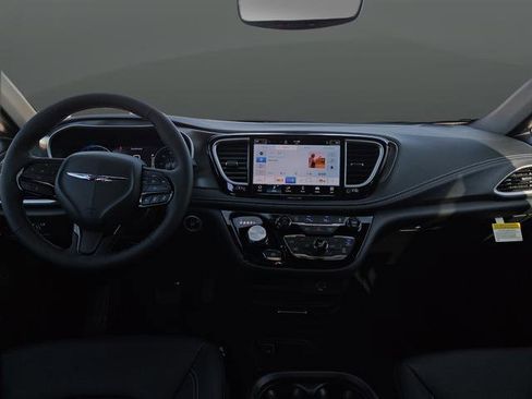 New 2026 Chrysler Pacifica Select w/ S Appearance Package image 5