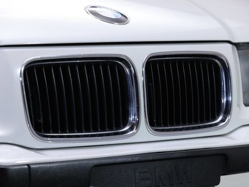 Used 1996 BMW M3 Coupe image 42