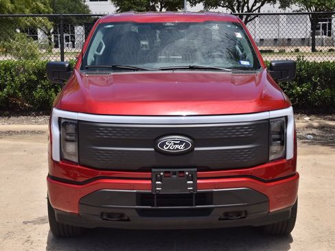 Used 2025 Ford F150 Lightning Flash AWD/4WD image 3
