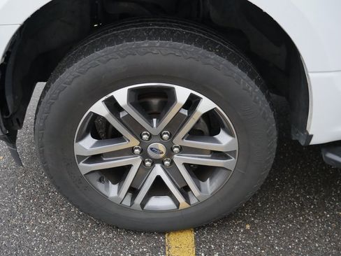 Used 2020 Ford F150 XLT w/ Equipment Group 302A Luxury image 31