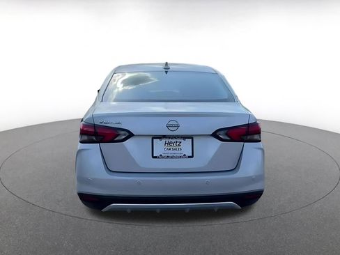 Used 2025 Nissan Versa SV image 12
