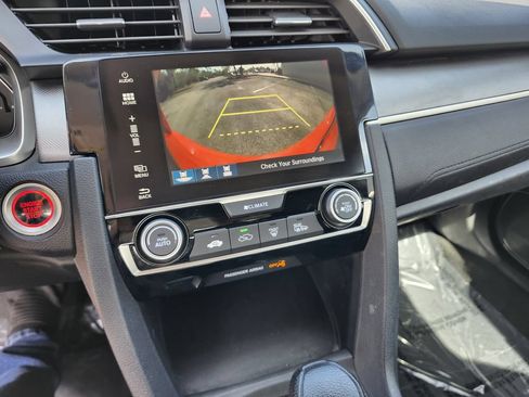 Certified 2018 Honda Civic EX image 28