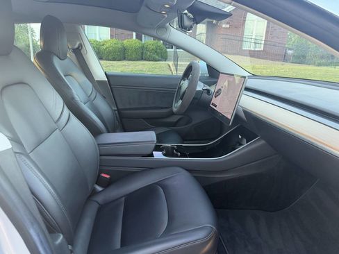Used 2018 Tesla Model 3 Long Range image 25