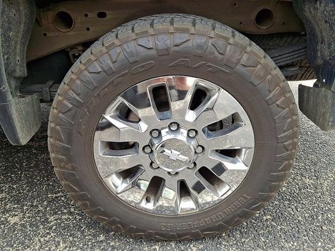 Used 2022 Chevrolet Silverado 2500 LT w/ Gooseneck/5TH Wheel Package AWD/4WD image 8