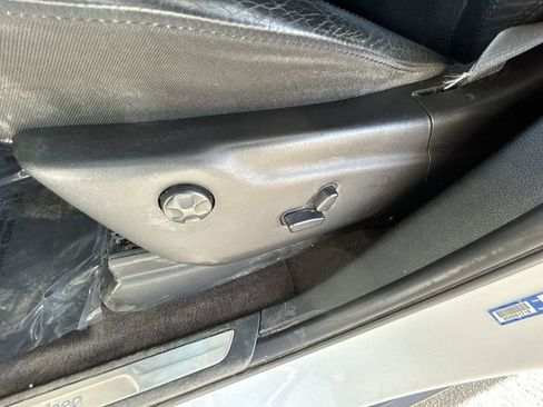 Used 2019 Jeep Grand Cherokee Limited w/ Luxury Group II image 13