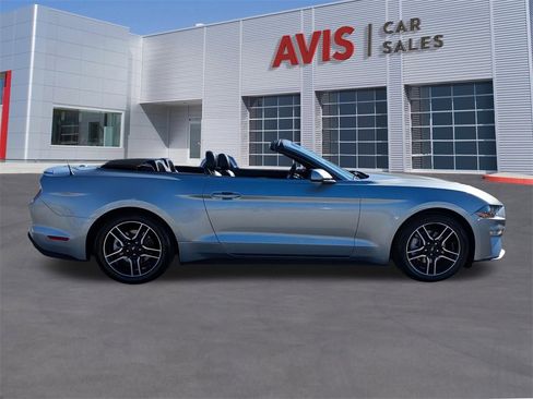 Used 2023 Ford Mustang Premium image 5