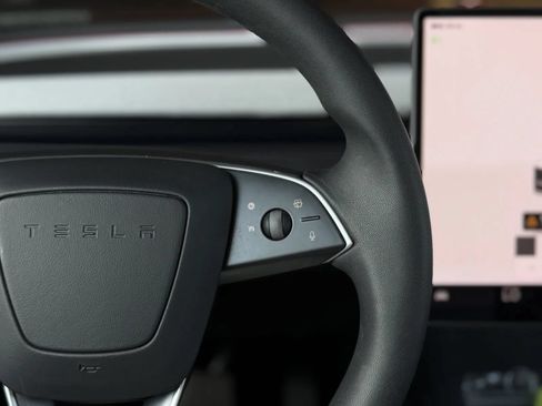 Used 2025 Tesla Model 3 Long Range RWD image 23