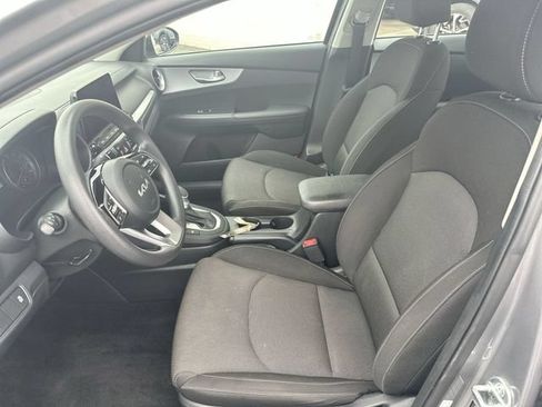Certified 2023 Kia Forte LXS FWD image 15