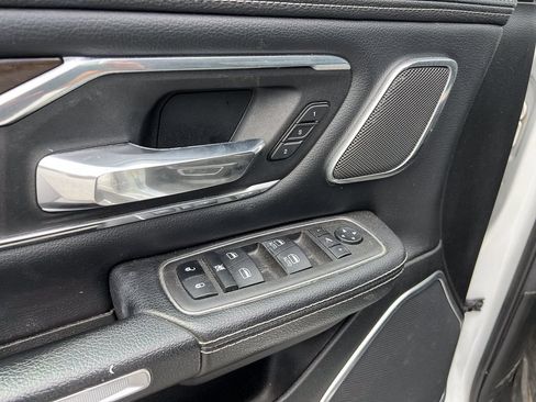 Used 2022 RAM 1500 Laramie AWD/4WD image 15