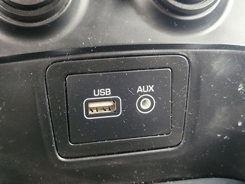 Used 2018 Hyundai Santa Fe Sport image 29