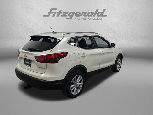Used 2017 Nissan Rogue Sport SV w/ SV Premium Package AWD/4WD image 6