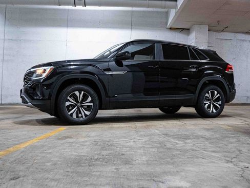 New 2026 Volkswagen Atlas Cross Sport SE AWD/4WD image 3