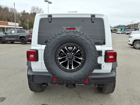 New 2026 Jeep Wrangler Unlimited Rubicon 392 image 5