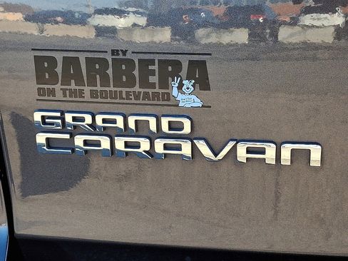 Used 2015 Dodge Grand Caravan SE w/ Quick Order Package 29E SE image 30