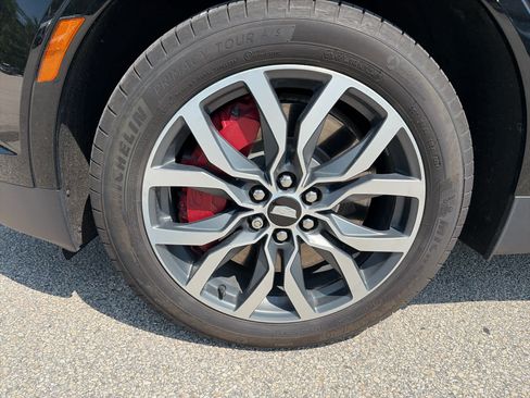 Used 2024 Cadillac XT5 Sportv AWD/4WD image 7
