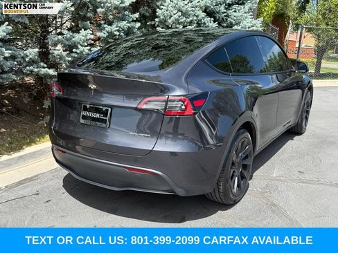 Used 2024 Tesla Model Y Long Range AWD/4WD image 9
