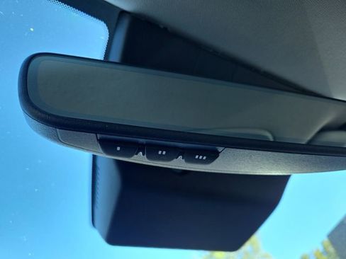 New 2026 Kia Sportage EX w/ EX Panorama Roof Package image 13