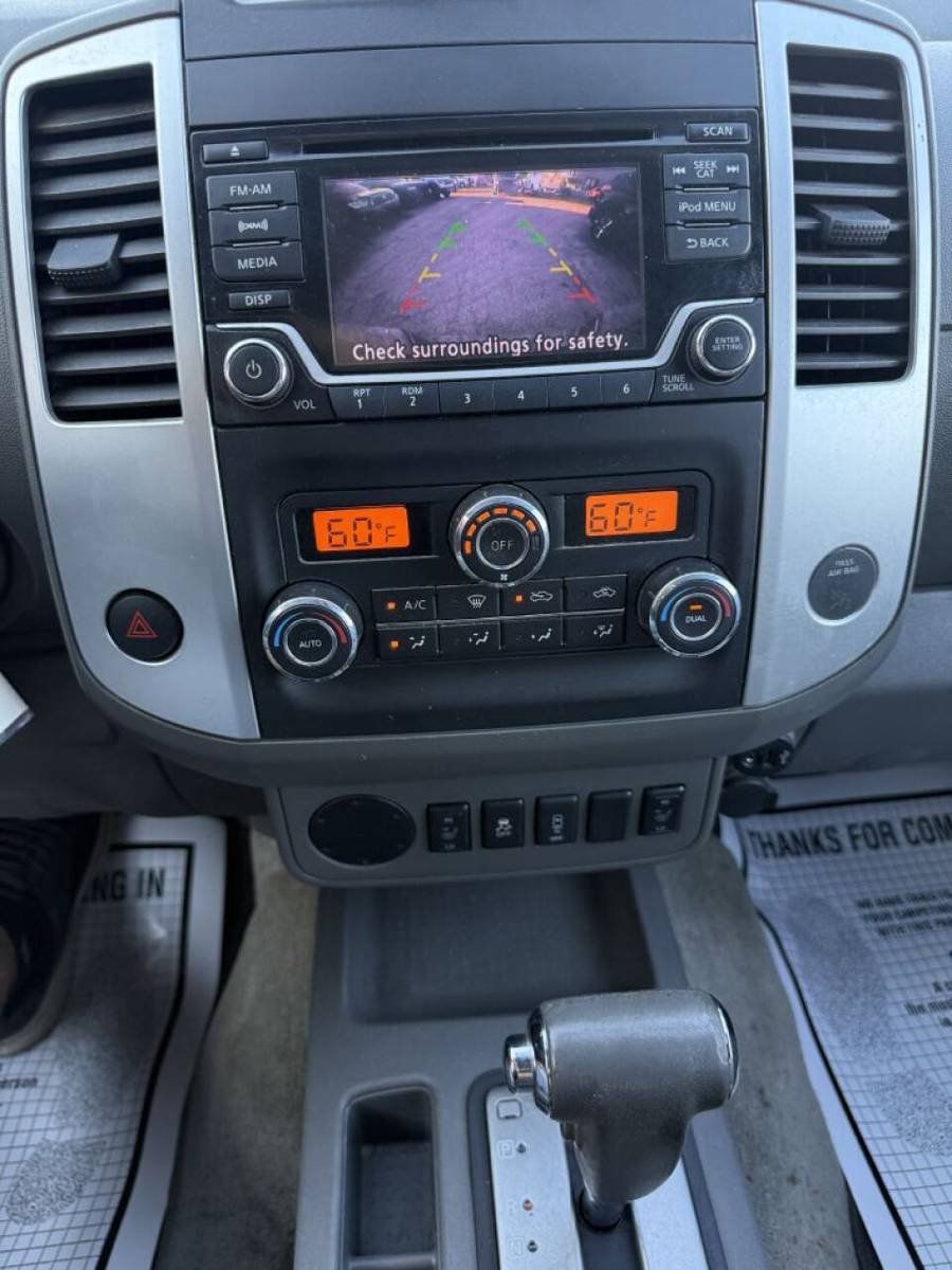 Used 2017 Nissan Frontier SV w/ SV Value Truck Package RWD image 20