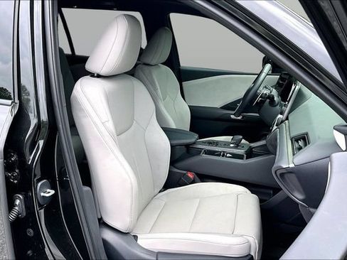Used 2026 Lexus TX 350 AWD w/ Technology Package image 15