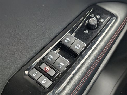 Used 2024 Jeep Wagoneer Launch Edition image 35