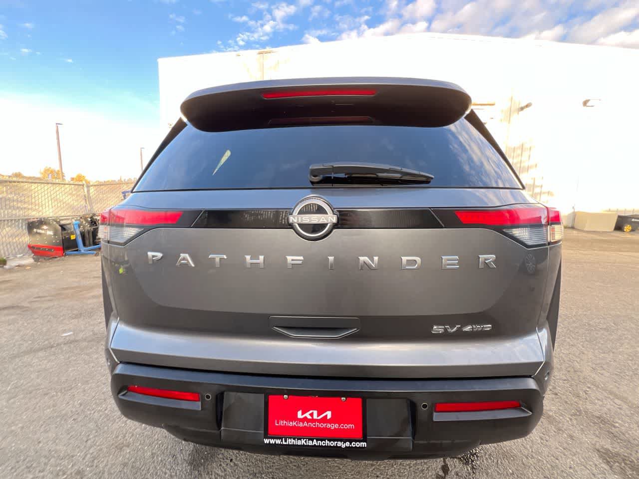 Used 2024 Nissan Pathfinder SV AWD/4WD image 26