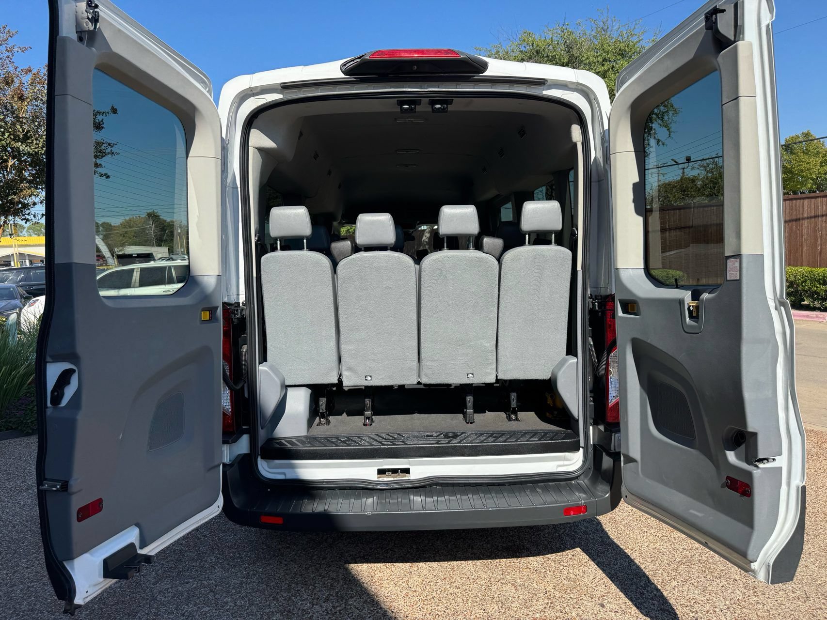 Used 2018 Ford Transit 350 XL RWD image 26