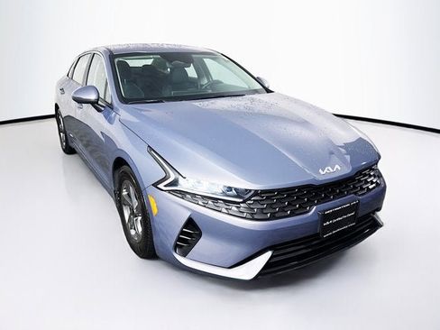 Used 2023 Kia K5 LXS image 27
