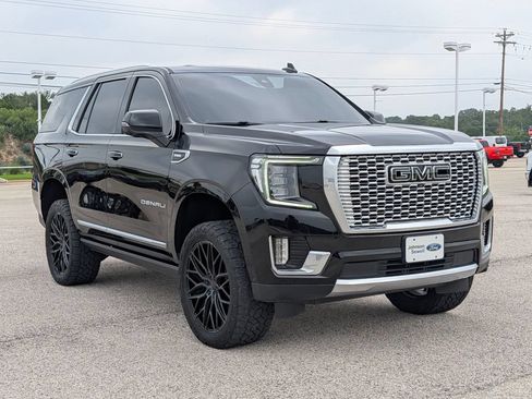 Used 2022 GMC Yukon Denali AWD/4WD image 1