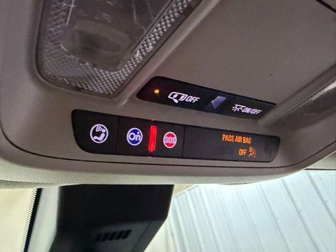 Used 2022 Chevrolet Equinox LT FWD image 24