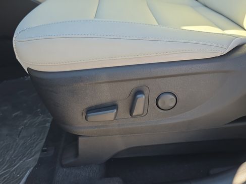 New 2025 Kia Telluride S image 23