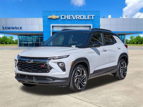 New 2026 Chevrolet TrailBlazer RS w/ Convenience Package FWD image 2