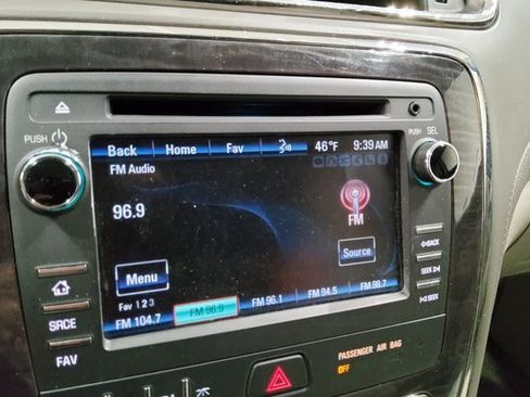 Used 2015 Buick Enclave Leather image 26