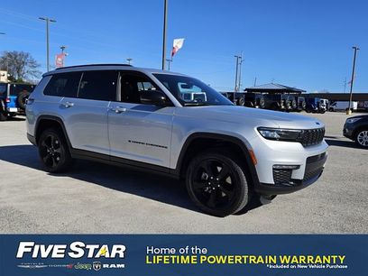 New 2025 Jeep Grand Cherokee L Limited w/ Black Appearance Package