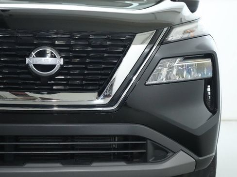 Certified 2023 Nissan Rogue SV w/ SV Premium B Package AWD/4WD image 8