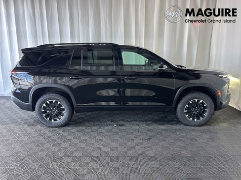 New 2026 Chevrolet Traverse Z71 w/ Enhanced Driving Package image 2