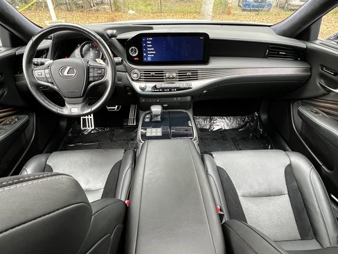 Certified 2023 Lexus LS 500 F Sport w/ Cold Weather Package (CK) image 35