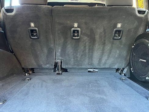 Used 2018 Jeep Wrangler Unlimited Sahara image 47