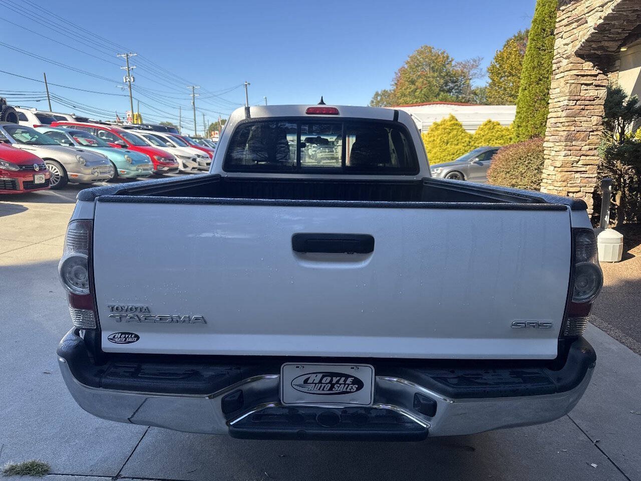 Used 2015 Toyota Tacoma 2WD Access Cab w/ SR5 Package image 4