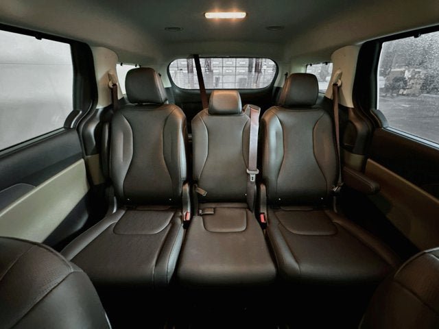 Certified 2026 Kia Carnival EX FWD image 24