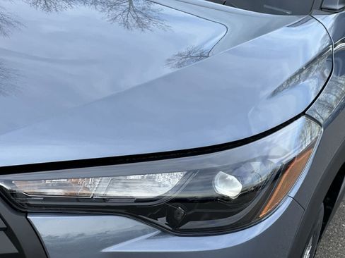 Used 2026 Toyota Corolla Cross L image 19