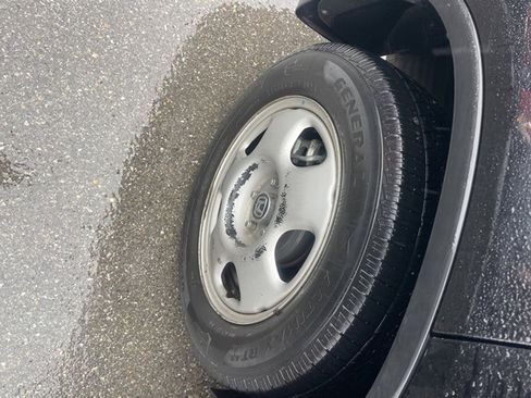 Used 2010 Honda CR-V LX image 10