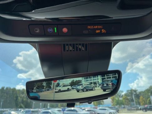 New 2026 Chevrolet Suburban High Country image 37