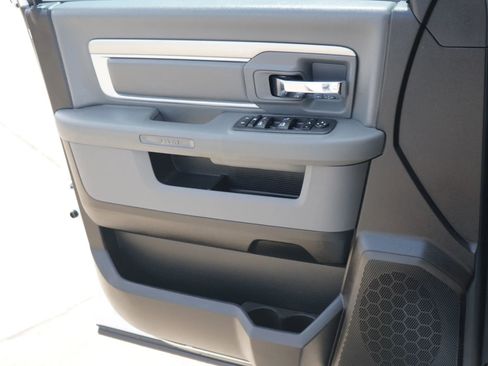 Used 2019 RAM 1500 Big Horn RWD image 27