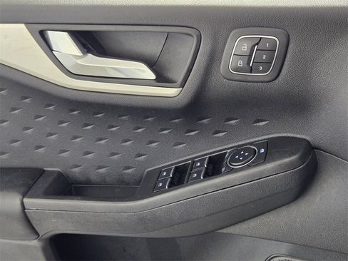 Used 2020 Ford Escape SEL image 25