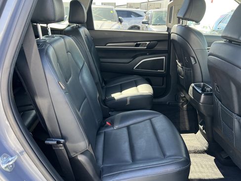 Used 2023 Kia Telluride S w/ S Sunroof Package image 21