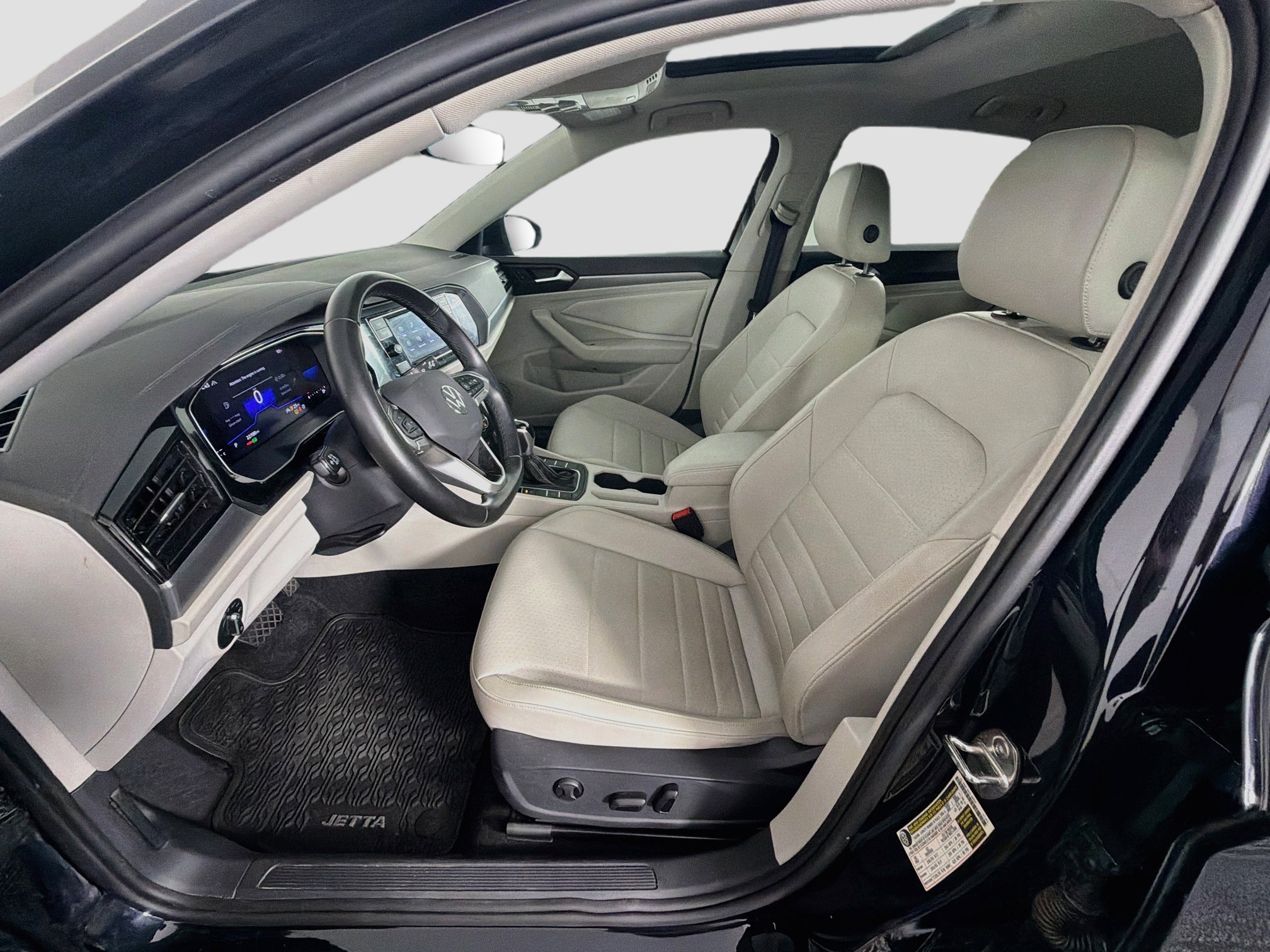 Used 2024 Volkswagen Jetta SE w/ Panoramic Sunroof Package FWD image 13