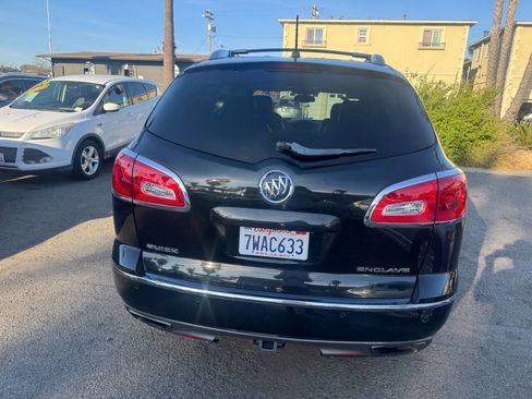 Used 2013 Buick Enclave Premium image 7