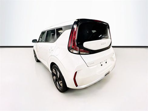 Used 2023 Kia Soul GT-Line image 5